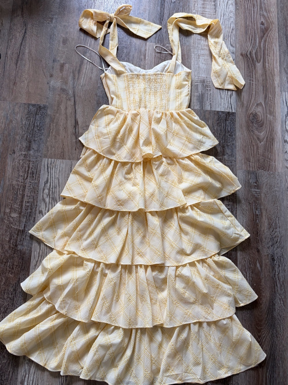 Sofie The Label Dalia Maxi Dress Yellow
Size Small - Picture 3 of 8